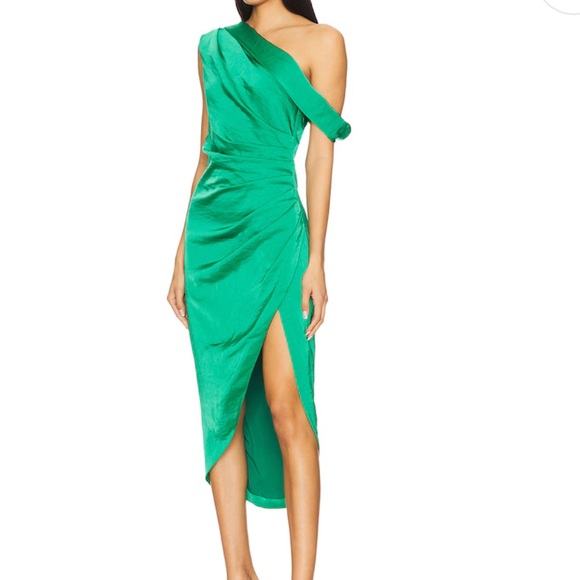 Elliatt Roni Midi Dress in Green Mango - Picture 2 of 11